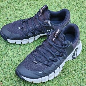 NIKE FREE METCON 5 - Womens Sneakers - SIZE 10 -- ((Please See All Pictures))